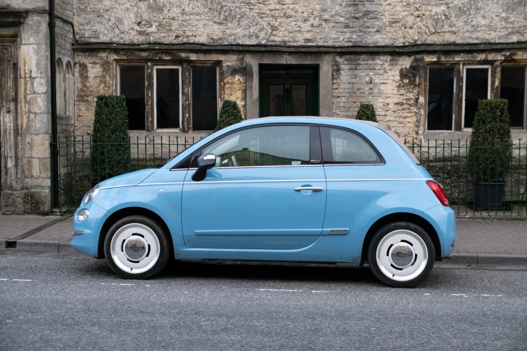 Fiat 500 blue car